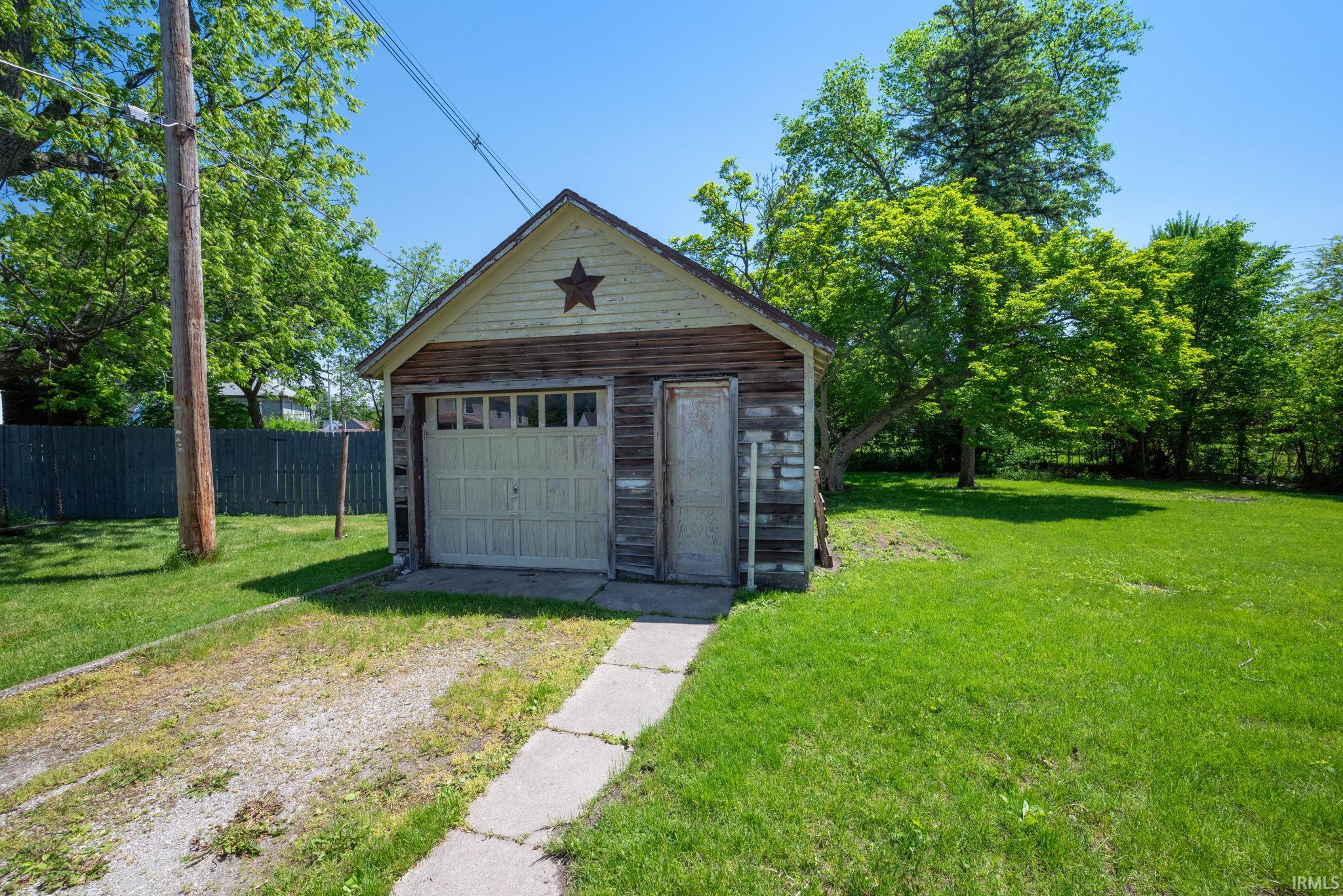 513 North College Avenue Rensselaer, IN 47978 - Photo 13 of 32