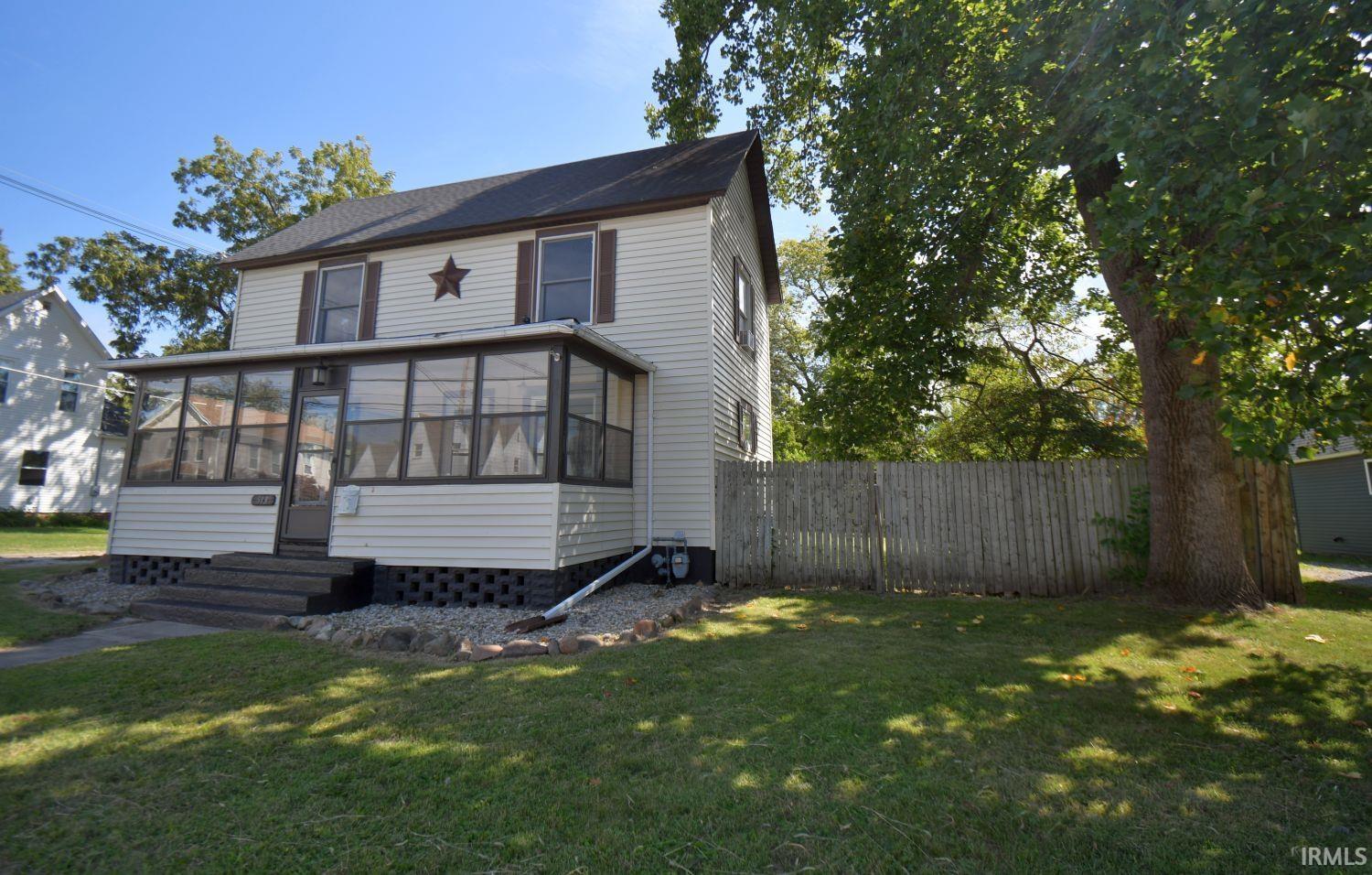 513 North College Avenue Rensselaer, IN 47978 - Photo 3 of 32