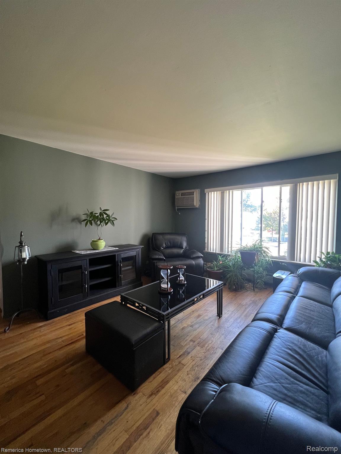 26740 Joy Road, Unit D4 Redford, MI 48239 - Photo 6 of 17 Gallery Image 6