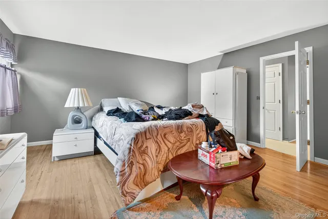 $599,999 | 5 Julia Circle, East Setauket, NY 11733