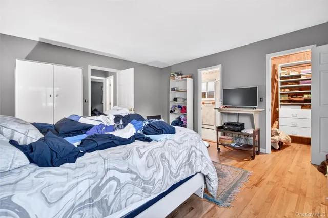 $599,999 | 5 Julia Circle, East Setauket, NY 11733