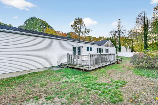 $599,999 | 5 Julia Circle, East Setauket, NY 11733