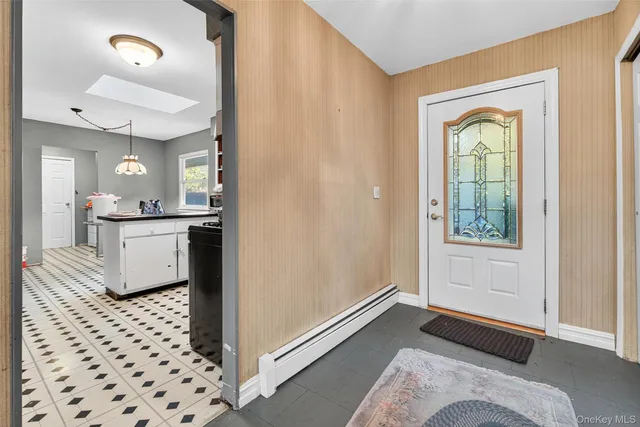 $599,999 | 5 Julia Circle, East Setauket, NY 11733