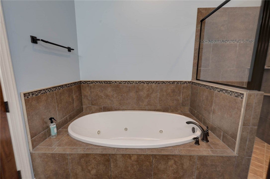 1794 Covington Ridge, Unit 402 Auburn, AL 36830 - Photo 23 of 50 Gallery Image 23