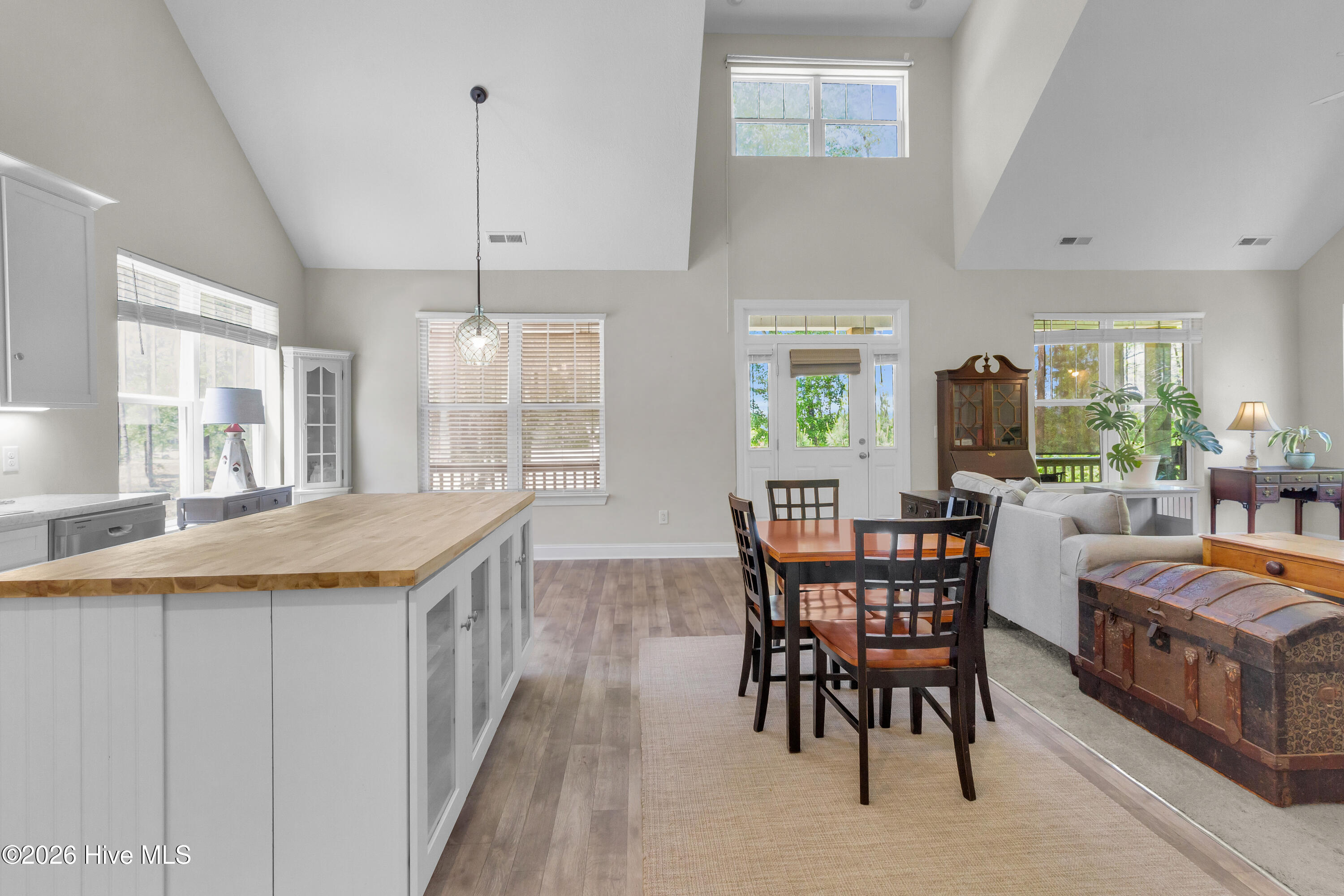 5430 Creek Pointe Road New Bern, NC 28560 - Photo 11 of 47 Kitchen