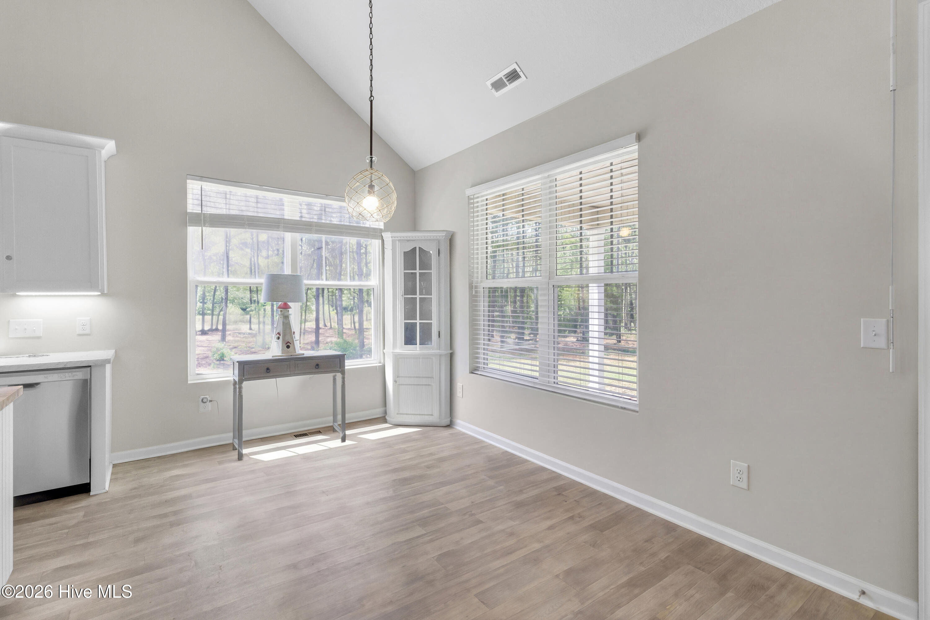 5430 Creek Pointe Road New Bern, NC 28560 - Photo 13 of 47 Dining Area