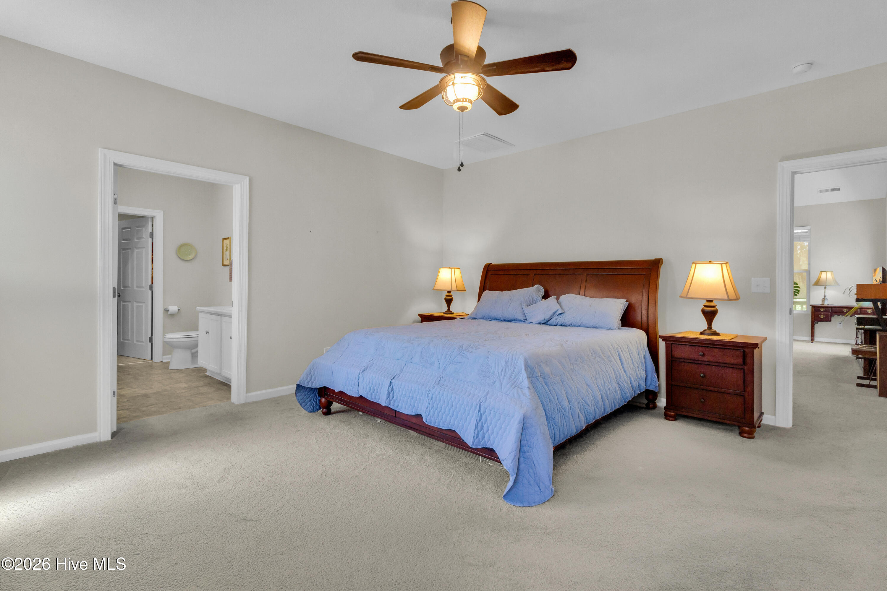 5430 Creek Pointe Road New Bern, NC 28560 - Photo 17 of 47 Owners Suite