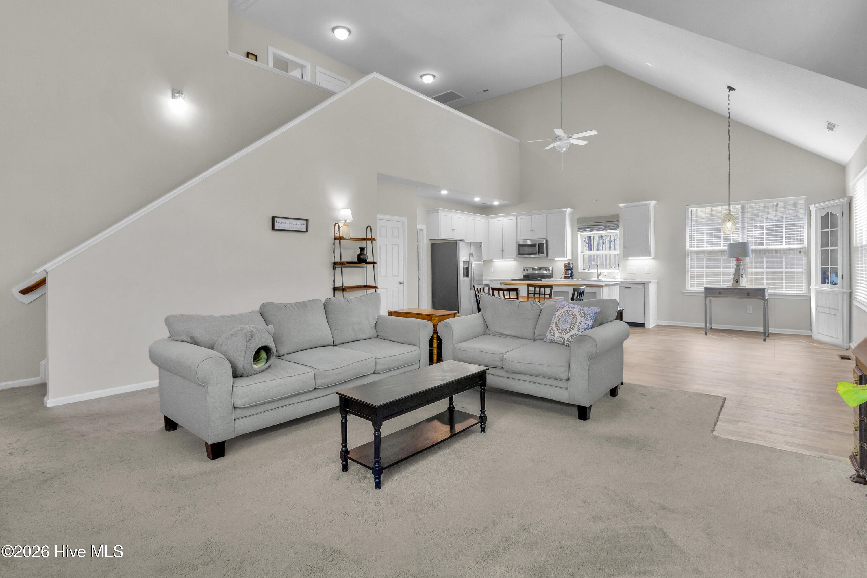 5430 Creek Pointe Road New Bern, NC 28560 - Photo 8 of 47 Living Room