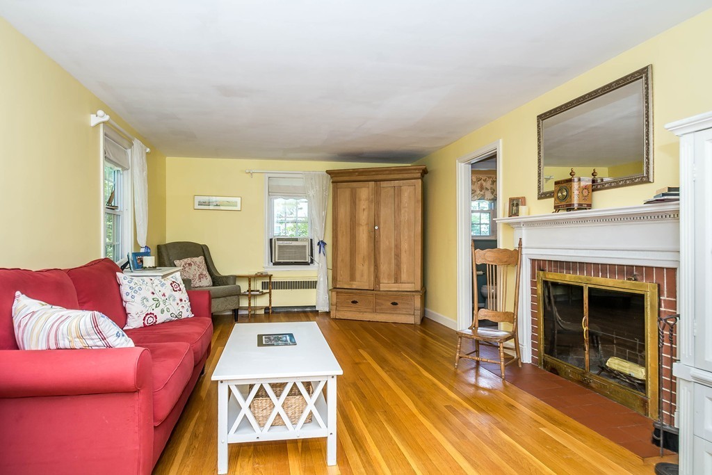 16 Delwood Road Chelmsford, MA 01824 - Photo 14 of 30 Gallery Image 14