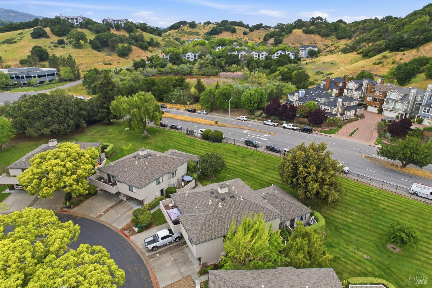 32 Dockside Circle San Rafael, CA 94903 - Photo 24 of 28