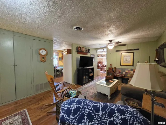 $125,000 | 14103 North Edgewater Drive, Chillicothe, IL 61523