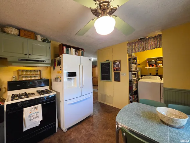 $125,000 | 14103 North Edgewater Drive, Chillicothe, IL 61523