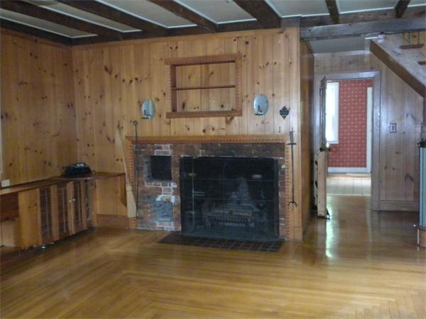 7 Main Street Wales, MA 01081 - Photo 8 of 21 Gallery Image 8