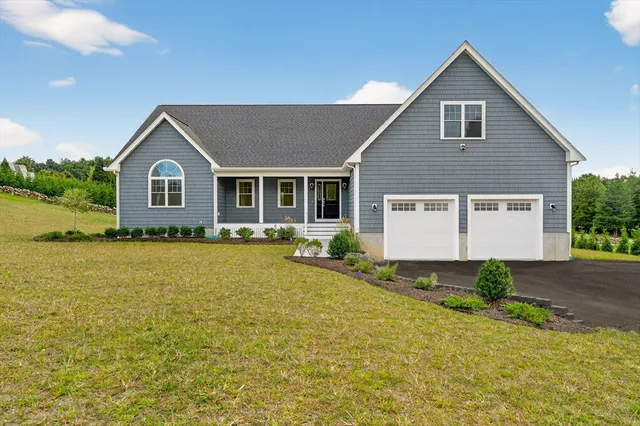 $1,195,000 | 10 Westview Drive, North Dartmouth, MA 02747