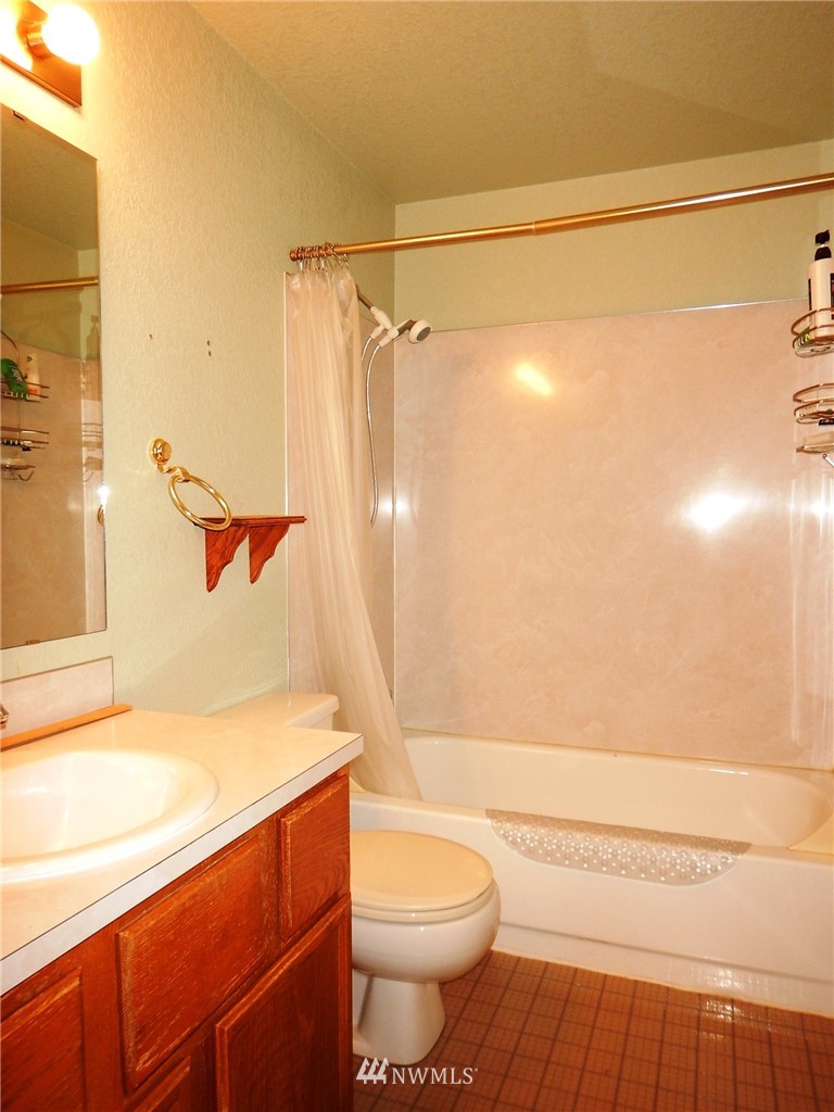 1223 224th Place Southwest Bothell, WA 98021 - Photo 22 of 25