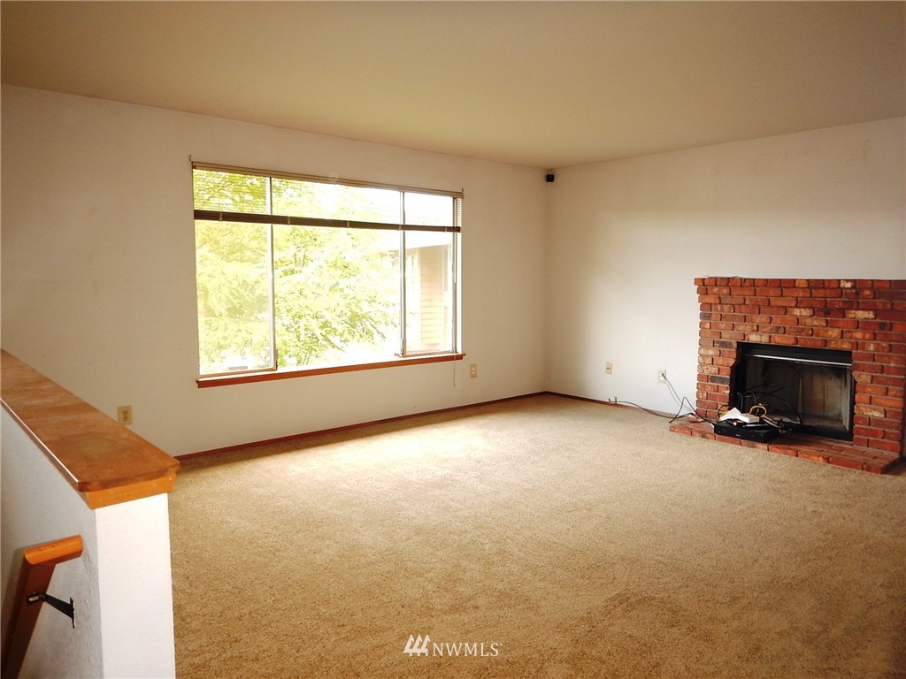1223 224th Place Southwest Bothell, WA 98021 - Photo 5 of 25