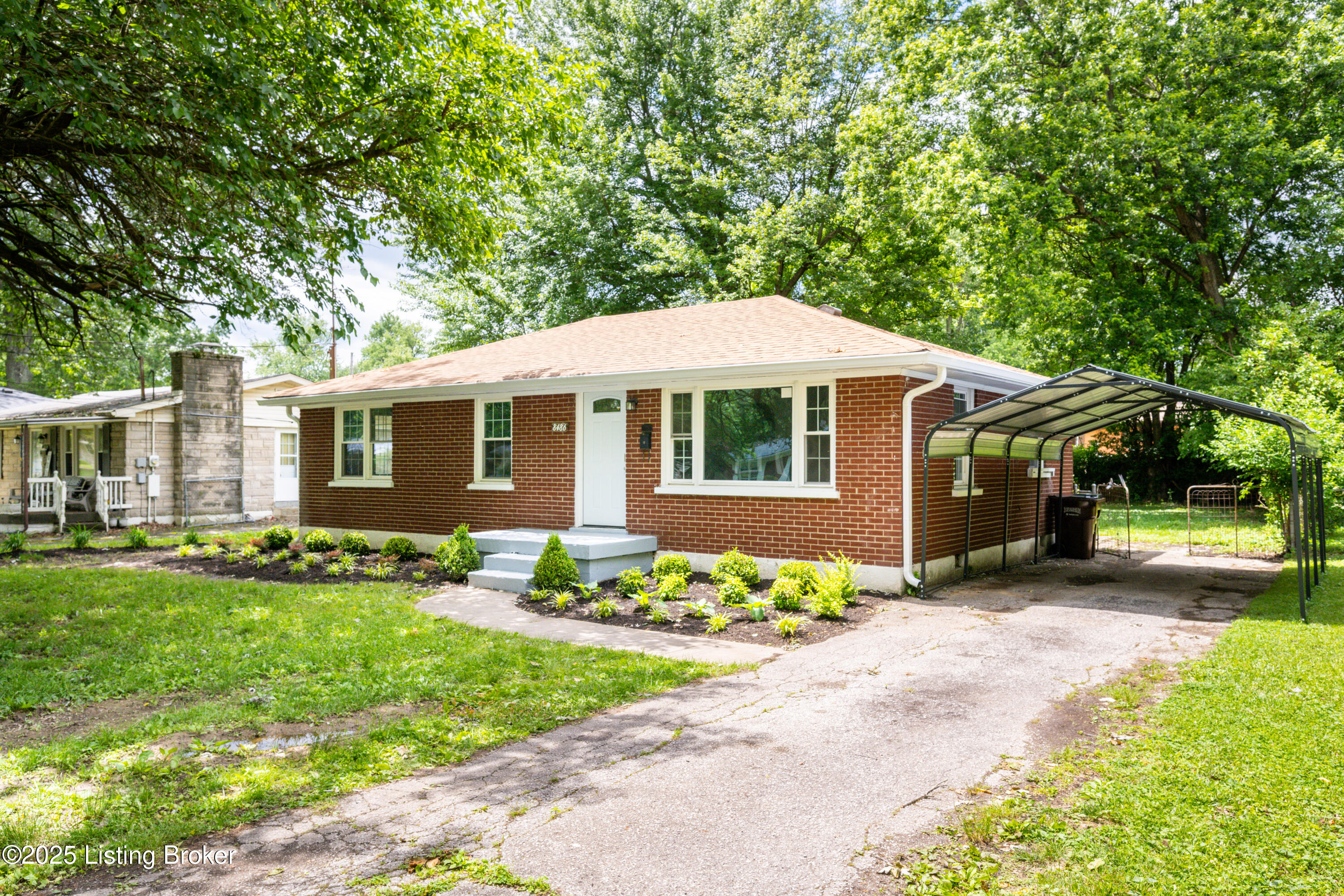 8486 Robbins Road Louisville, KY 40258 - Photo 2 of 28 DHI-102