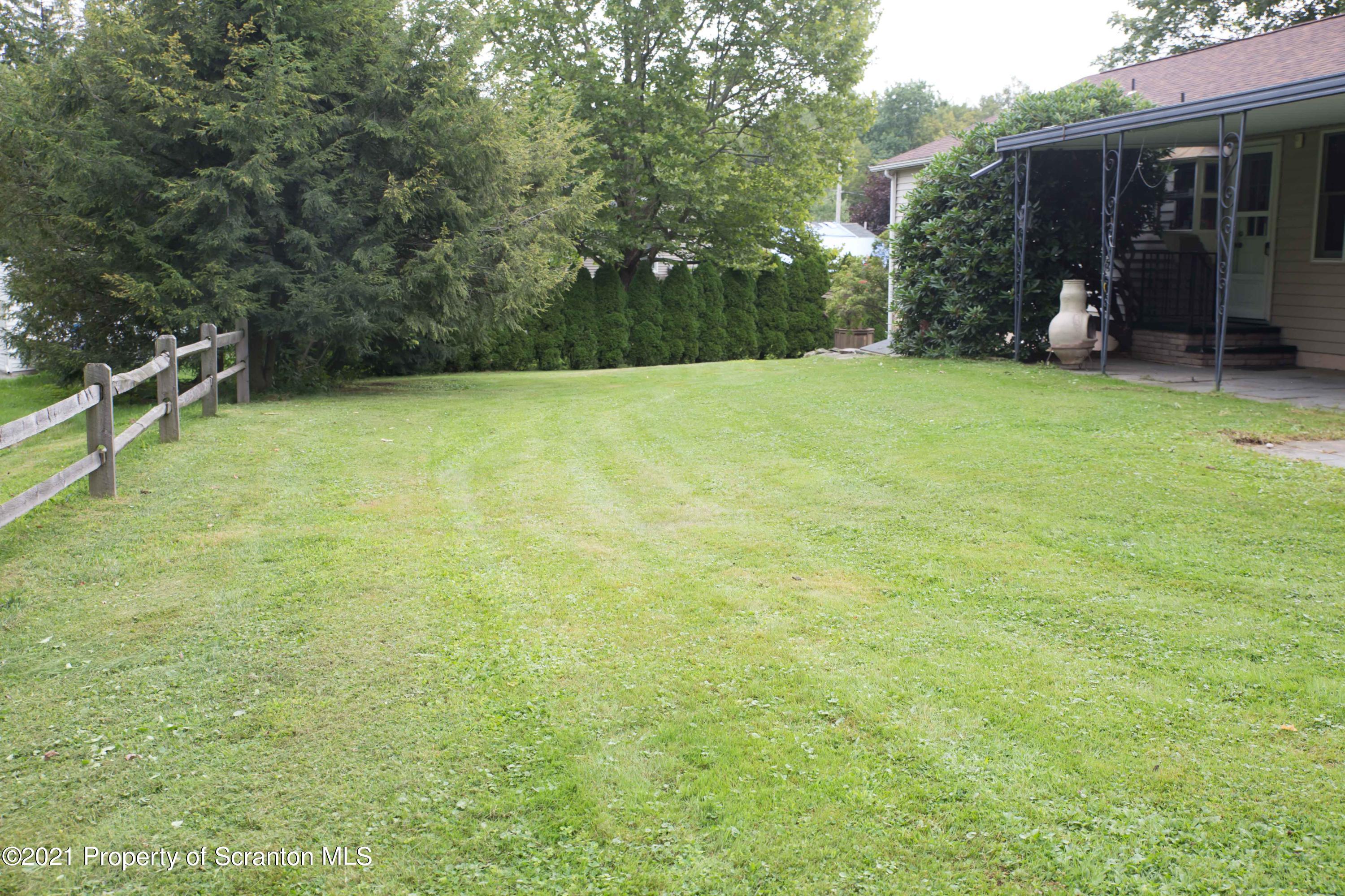 10 Doris Road Scott Township, PA 18447 - Photo 9 of 36 Gallery Image 9