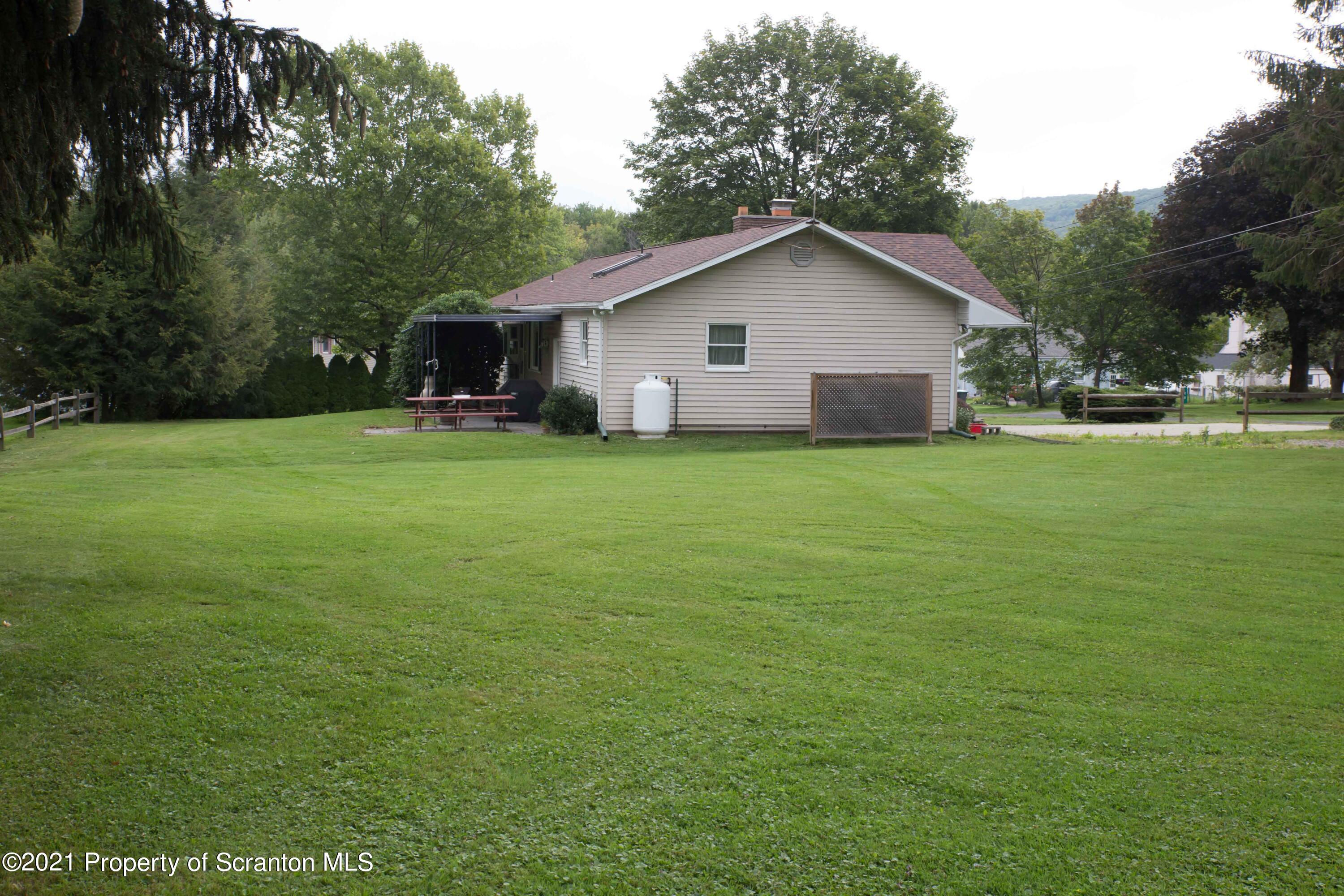 10 Doris Road Scott Township, PA 18447 - Photo 10 of 36 Gallery Image 10