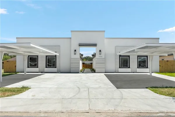 $1,250 | 1006 Sugar Garden Drive, Unit 4, Pharr, TX 78577