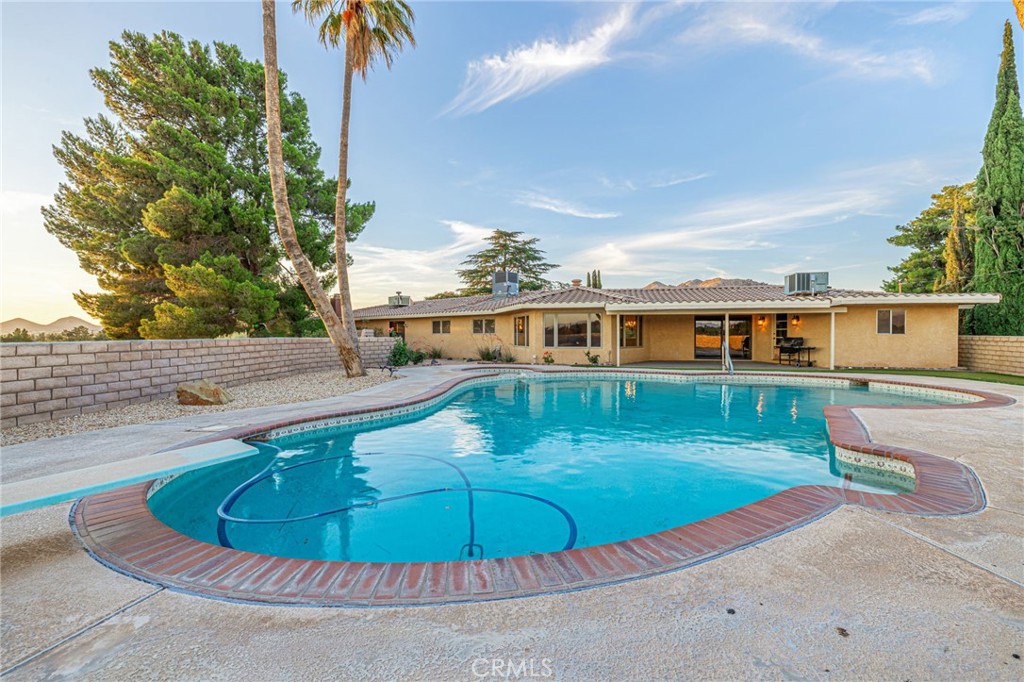 19459 Shasta Road Apple Valley, CA 92307 - Photo 58 of 64