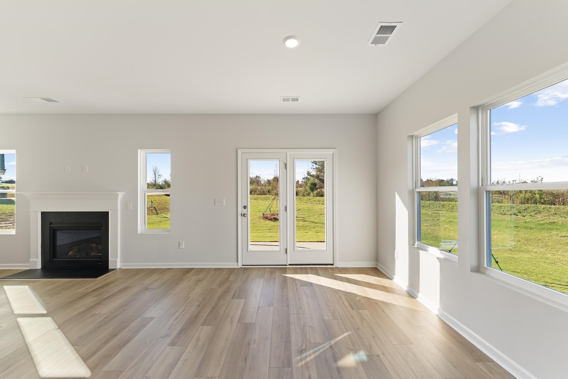 1465 Macedonia Road Gaffney, SC 29341 - Photo 7 of 24