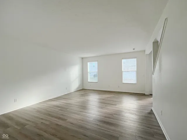 $2,300 | 5773 Bluff View Lane, Whitestown, IN 46075