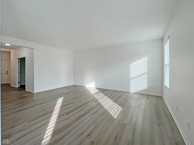 $2,300 | 5773 Bluff View Lane, Whitestown, IN 46075