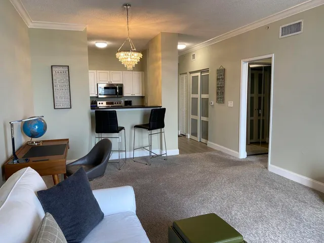 $2,600 | 651 Okeechobee Boulevard, Unit 1108, West Palm Beach, FL 33401