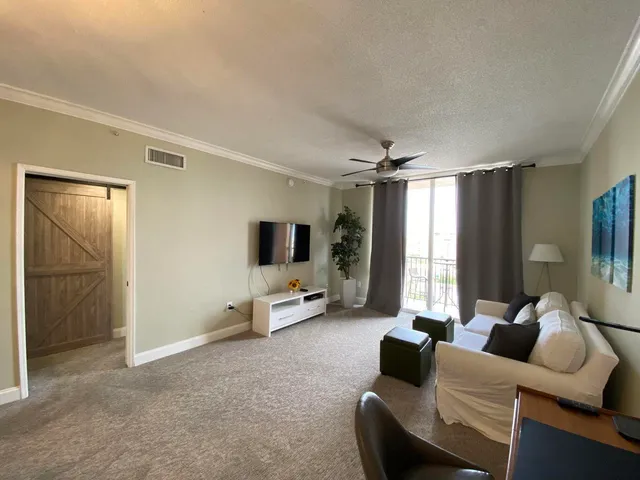 $2,600 | 651 Okeechobee Boulevard, Unit 1108, West Palm Beach, FL 33401