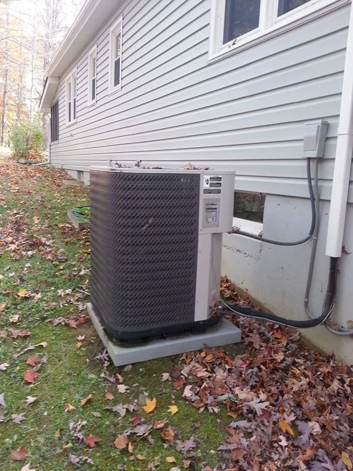 237 Cedar Bluff Road Buchanan, VA 24066 - Photo 7 of 30 Electric Heat Pump