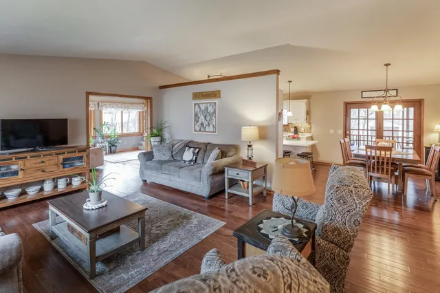 $495,000 | 16869 Blakeman Road, Brainerd, MN 56401