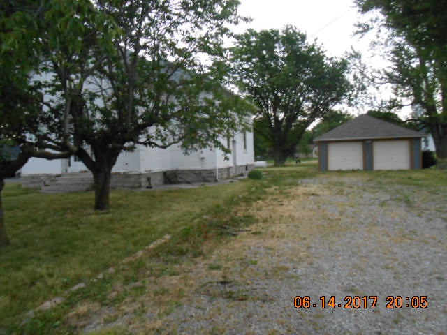 8409 Franke Road Fort Wayne, IN 46816 - Photo 3 of 13