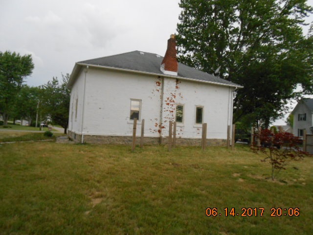 8409 Franke Road Fort Wayne, IN 46816 - Photo 4 of 13