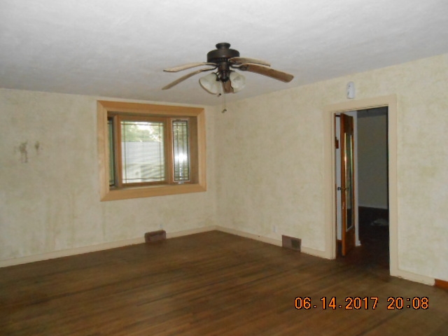 8409 Franke Road Fort Wayne, IN 46816 - Photo 9 of 13