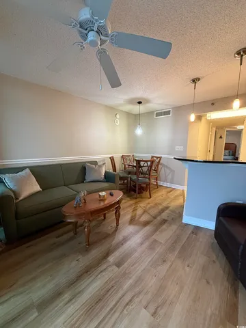 $1,650 | 215 77th Avenue North, Unit 309, Myrtle Beach, SC 29572