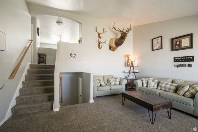 2933 Borah Vernal, UT 84078 - Photo 3 of 34