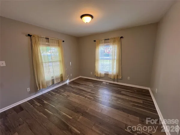 $1,350 | 210 Auten Circle, Mount Holly, NC 28120