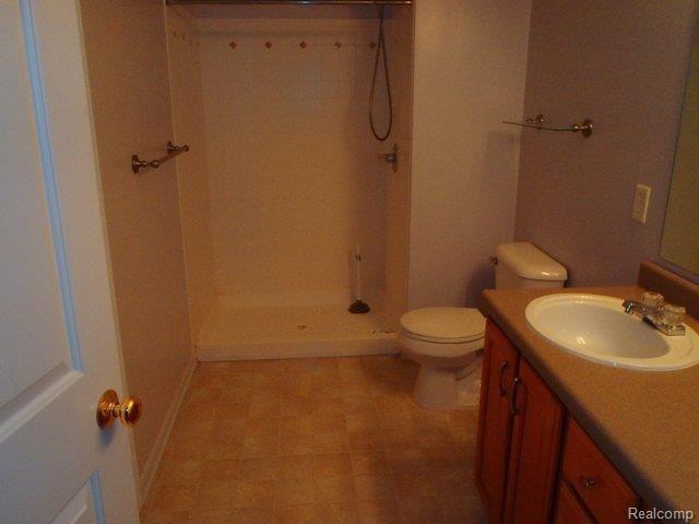 22736 Goddard Road, Unit 40 Taylor, MI 48180 - Photo 11 of 13 PC070063.JPG