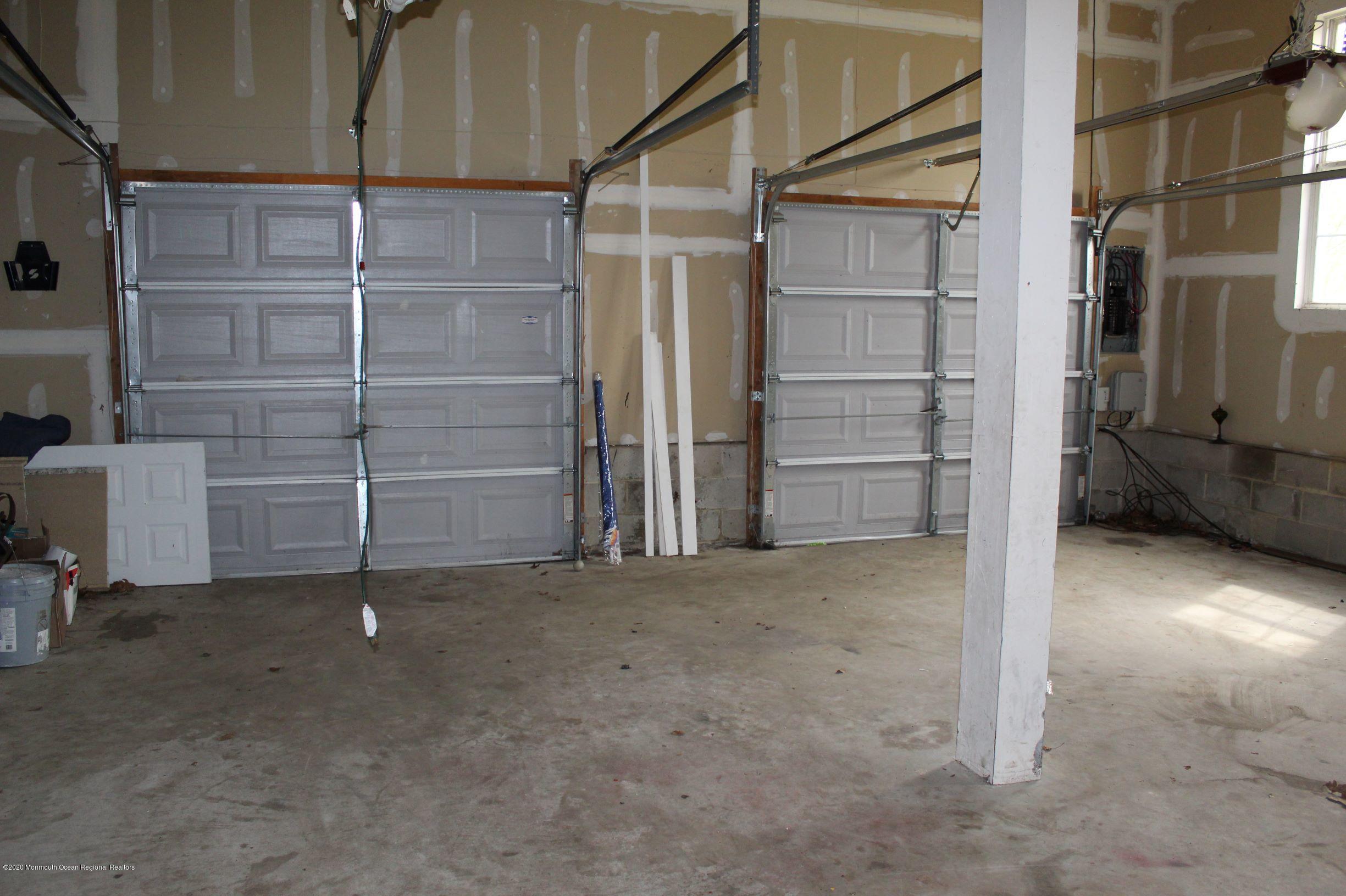 211 Cassville Road Jackson, NJ 08527 - Photo 45 of 58 a view of room with an empty space