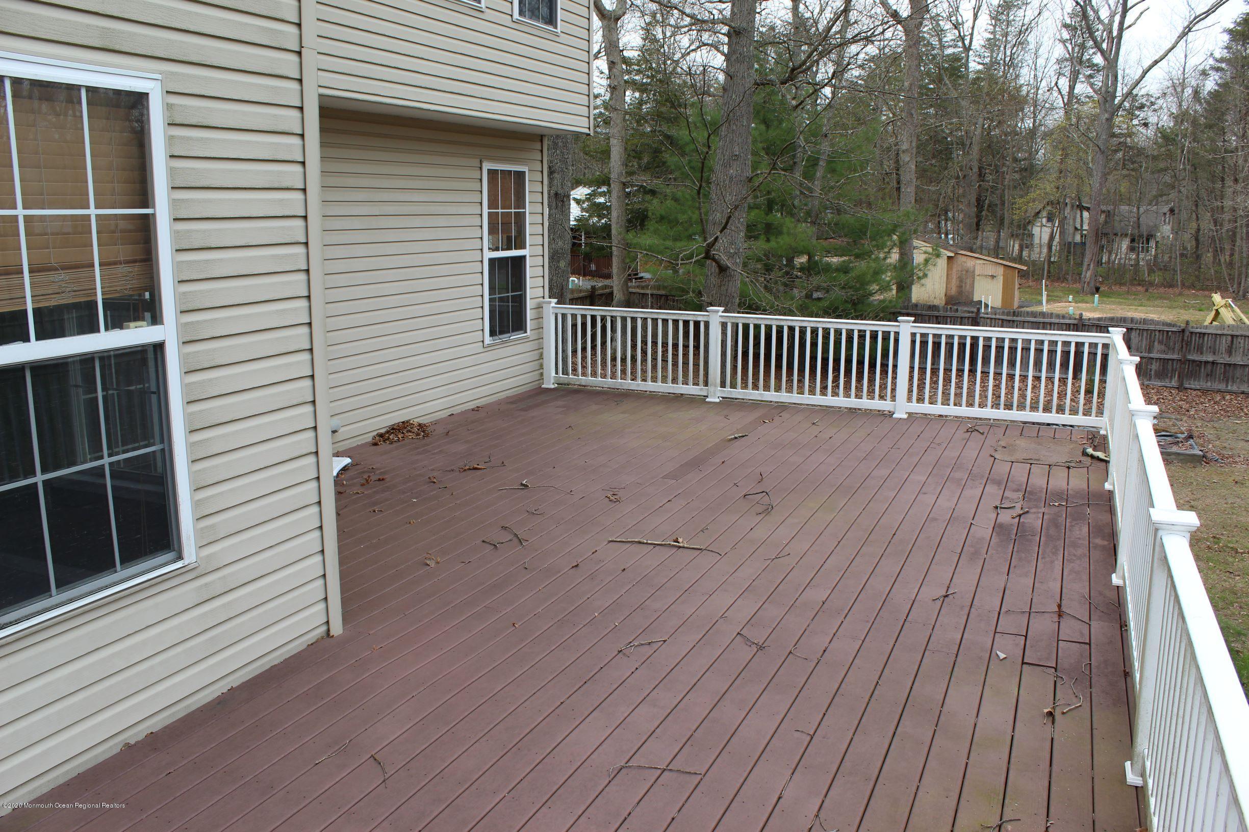 211 Cassville Road Jackson, NJ 08527 - Photo 50 of 58 Deck