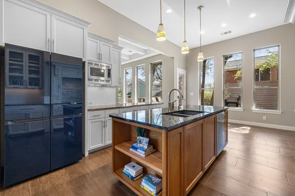 $4,500 | 1017 South Quinlan Park Road, Austin, TX 78732