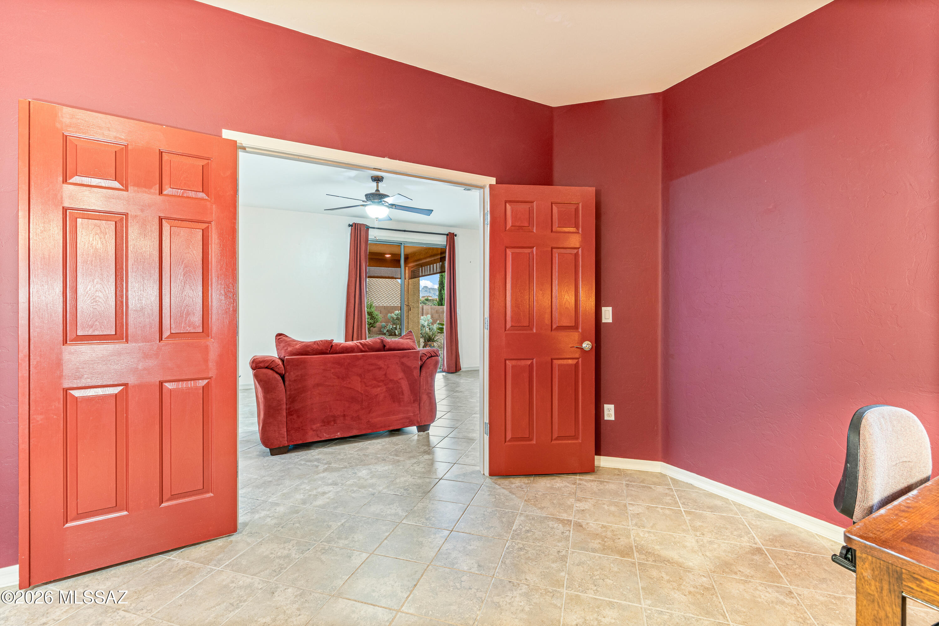 38946 South Running Roses Lane Tucson, AZ 85739 - Photo 5 of 36 Den