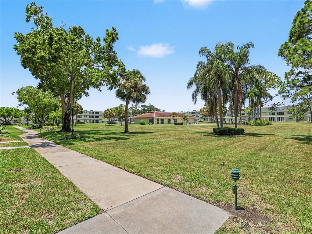 4890 Bay Street Northeast, Unit 324 St. Petersburg, FL 33703 - Photo 21 of 33