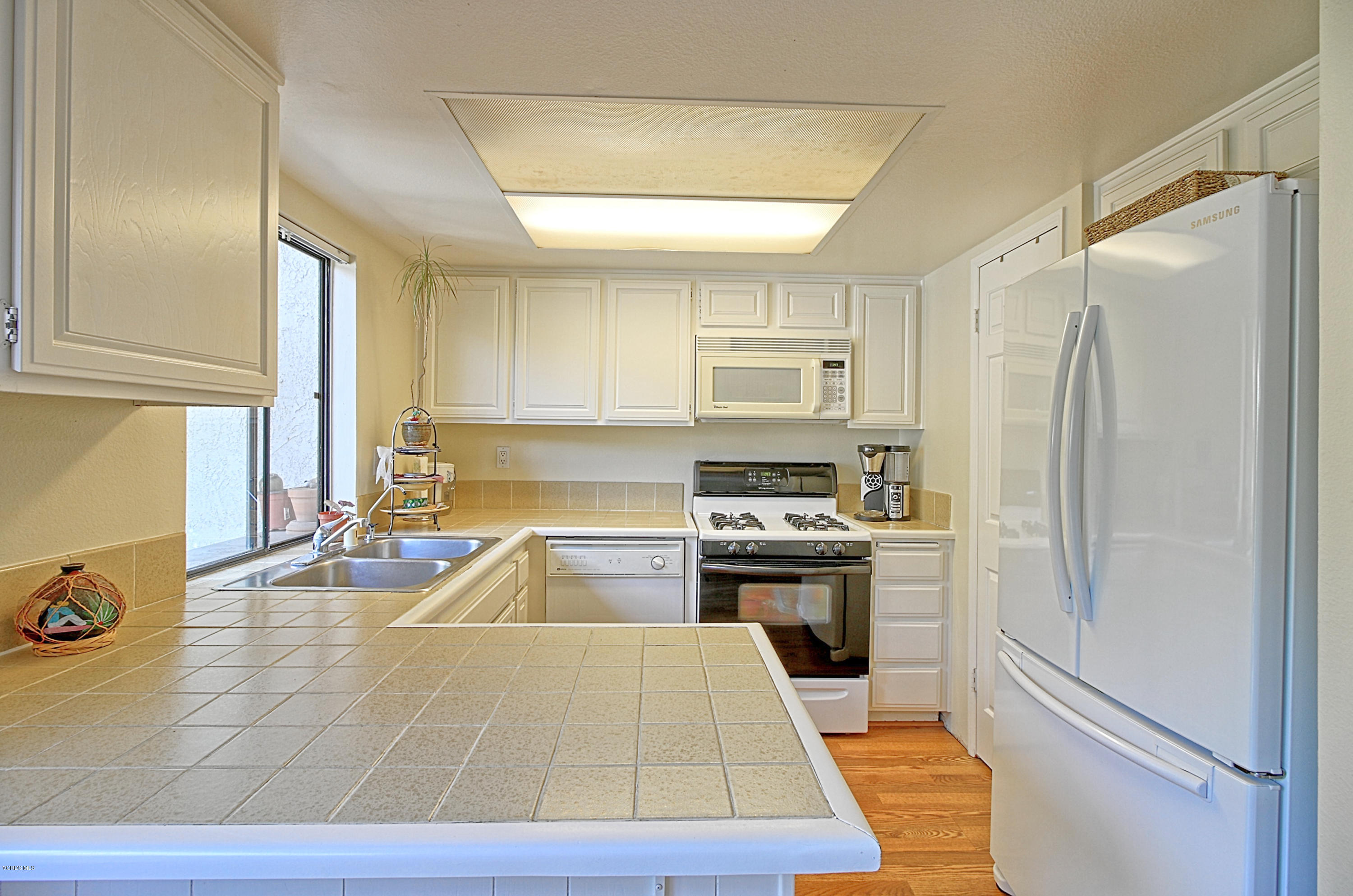 2029 East Bard Road Oxnard, CA 93033 - Photo 13 of 27 0038_IMG_0115