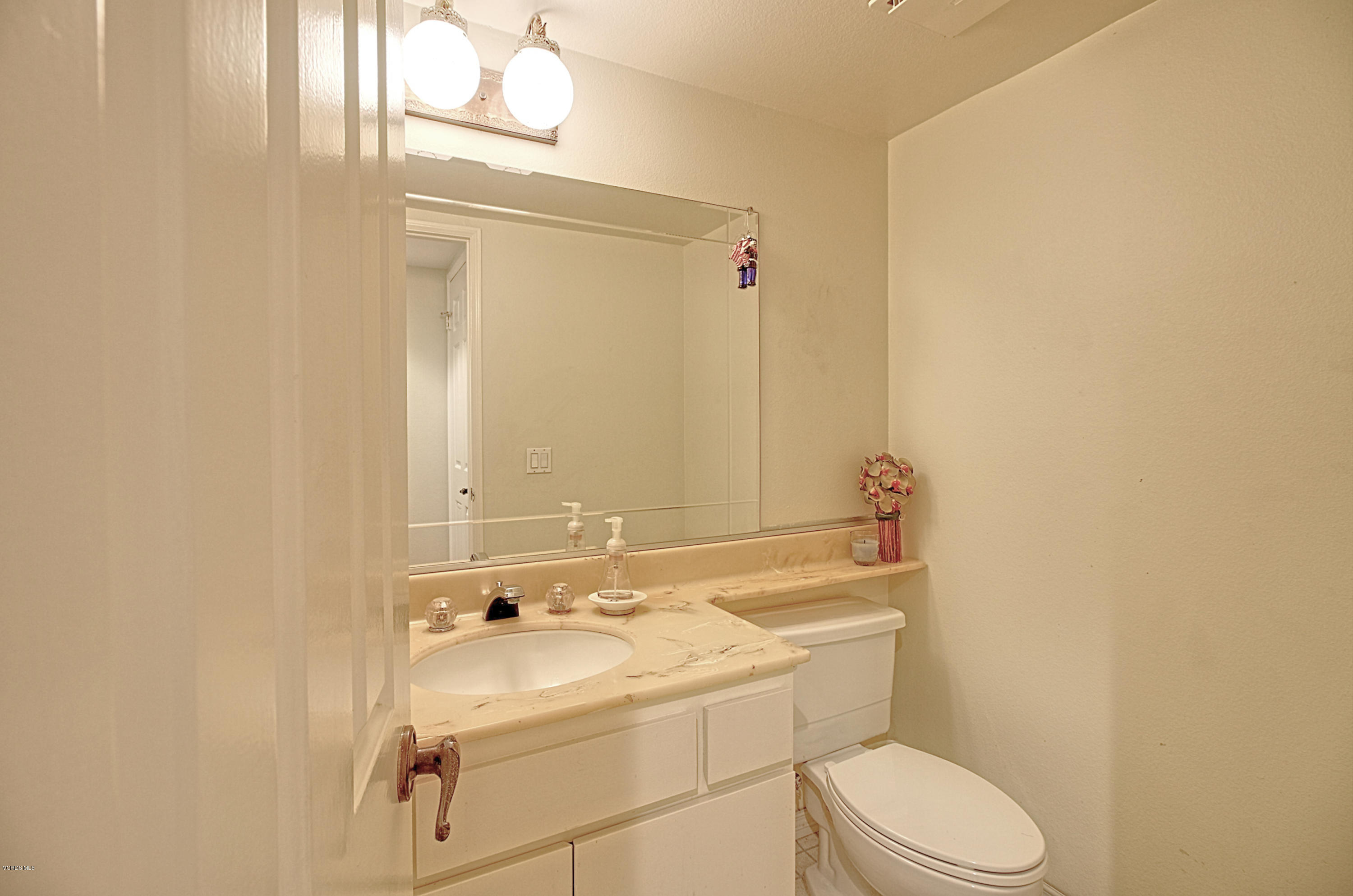 2029 East Bard Road Oxnard, CA 93033 - Photo 16 of 27 0042_IMG_0127