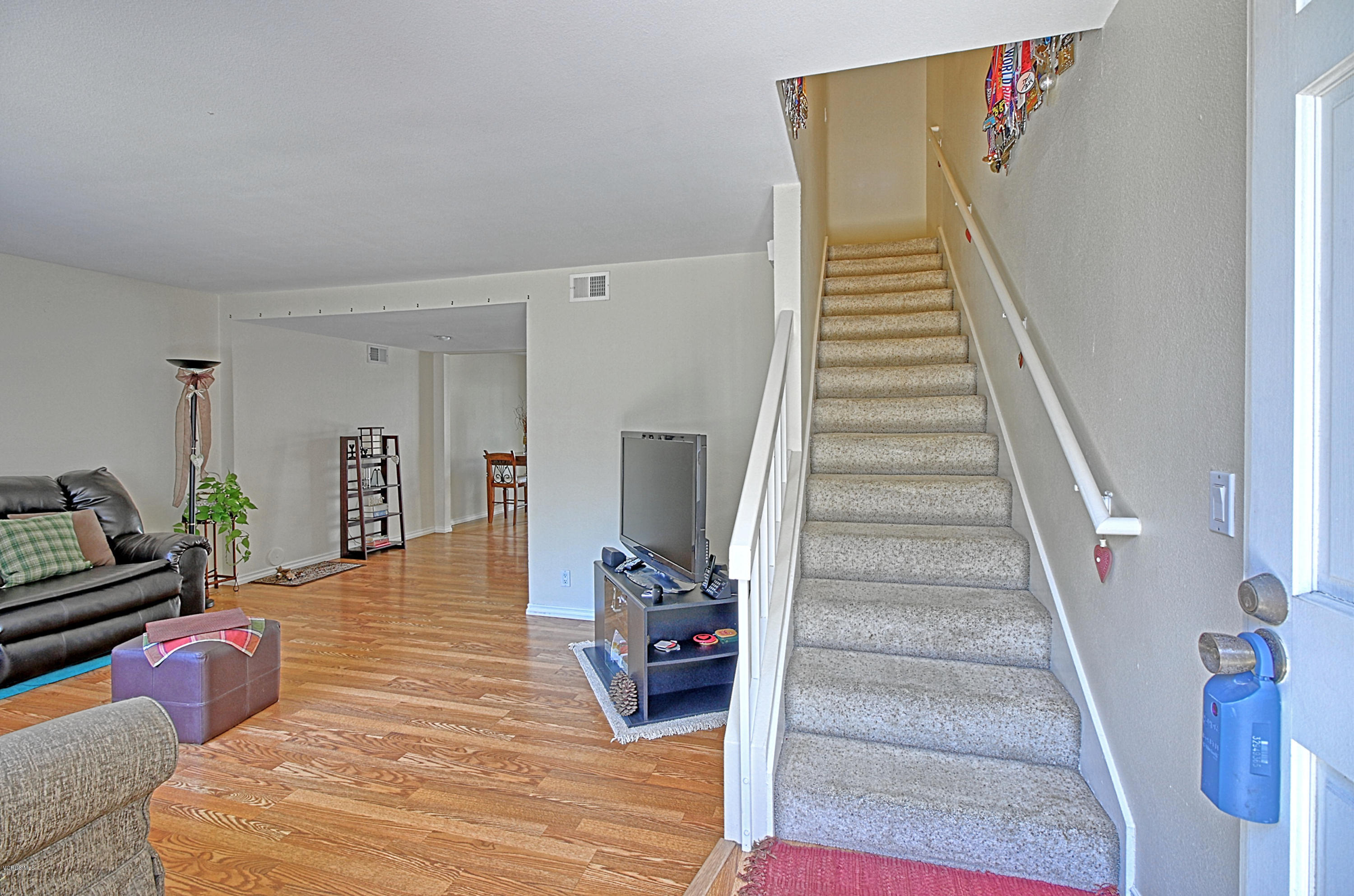 2029 East Bard Road Oxnard, CA 93033 - Photo 7 of 27 0018_IMG_0055