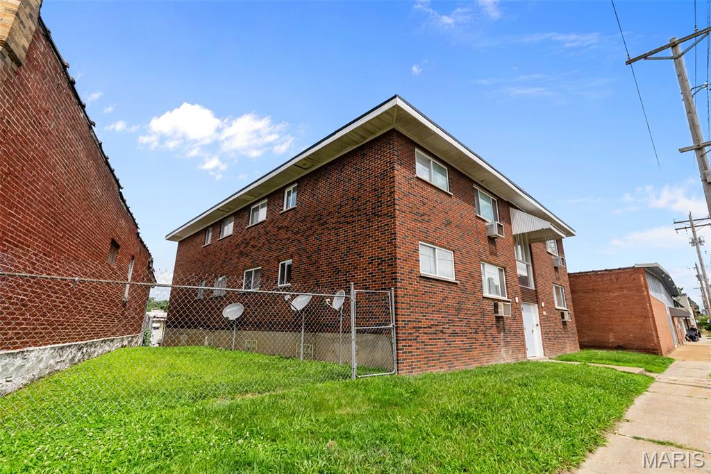 4615 Virginia Avenue St. Louis, MO 63111 - Photo 4 of 51