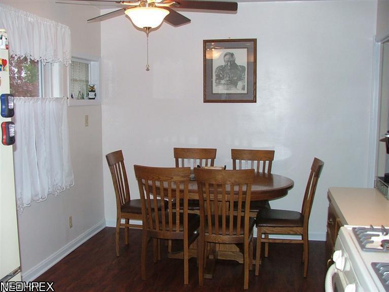 2324 Lorimer Road Cleveland, OH 44134 - Photo 7 of 20