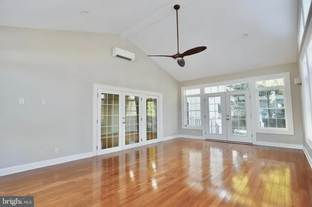 $669,000 | 15511 Golf Club Drive, Dumfries, VA 22025